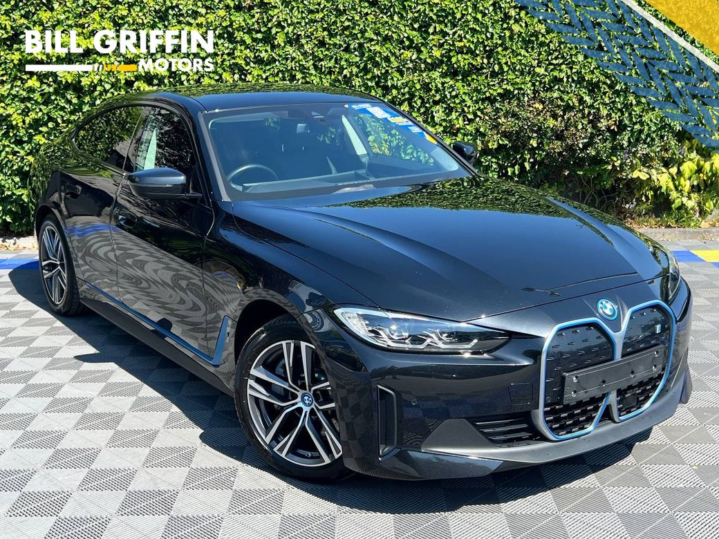 Image for 2022 BMW i4 EDRIVE40 SPORT AUTO // APPLE CARPLAY/ANDROID AUTO // DIAMOND CUT ALLOYS // REVERSE CAMERA