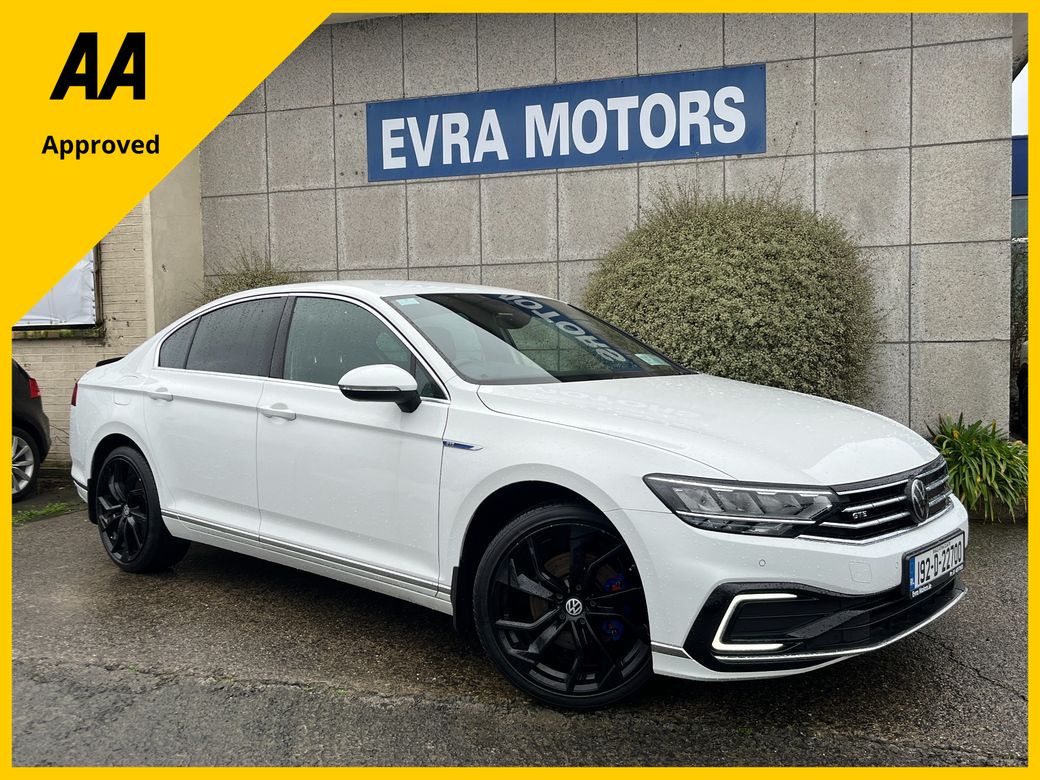 Image for 2019 Volkswagen Passat GTE 1.4 TSI PHEV PETROL HYBRID //FULL LEATHER HEATED SEATS//SAT NAV//ADAPTIVE CRUISE CONTROL//