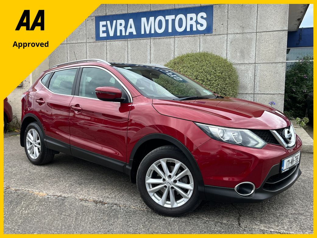 Image for 2017 Nissan Qashqai SV 1.5 DIESEL //HIGH SPEC//PANORAMIC GLASS ROOF//REVERSE CAMERA// 