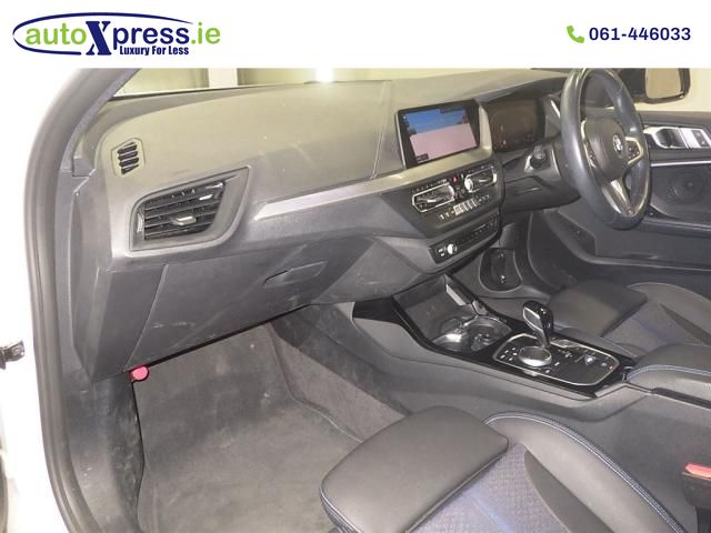 Image for 2022 BMW 1 Series 118d M-SPORT Automatic, Reversing camera