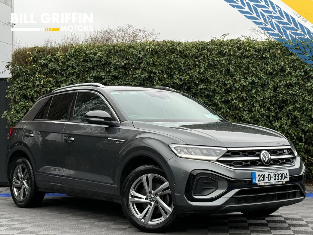 Image for 2023 Volkswagen T-Roc R-LINE 1.0 TSI // APPLE CARPLAY/ANDROID AUTO // DIGITAL CLUSTER // 17" R-LINE ALLOYS