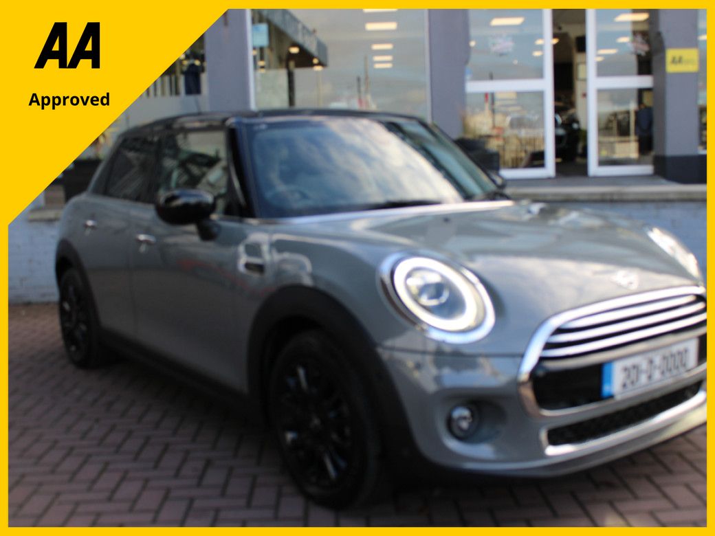 Image for 2020 Mini Cooper D 1.5D COOPER BLACK EDITION 5DR HATCHBACK AUTO // FULL BLACK LEATHER // STUNNING CAR // BUY WITH CONFIDENCE AA AND SIMI APPROVED DEALER 2025 // FINANCE ARRANGED // TRADE INS WELCOME // 