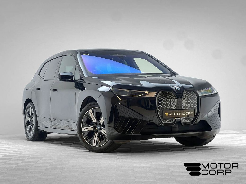Image for 2023 BMW iX 40 M SPORT PAN ROOF
