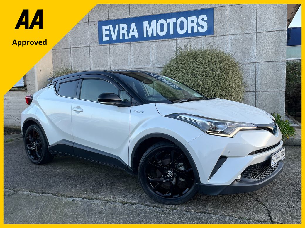 Image for 2019 Toyota C-HR SOL AUTOMATIC HYBRID 1.8 PETROL //LOW MILES//HIGH SPEC//HALF LEATHER HEATED SEATS//REVERSE CAMERA//KEYLESS ENTRY//ADAPTIVE CRUISE CONTROL// 