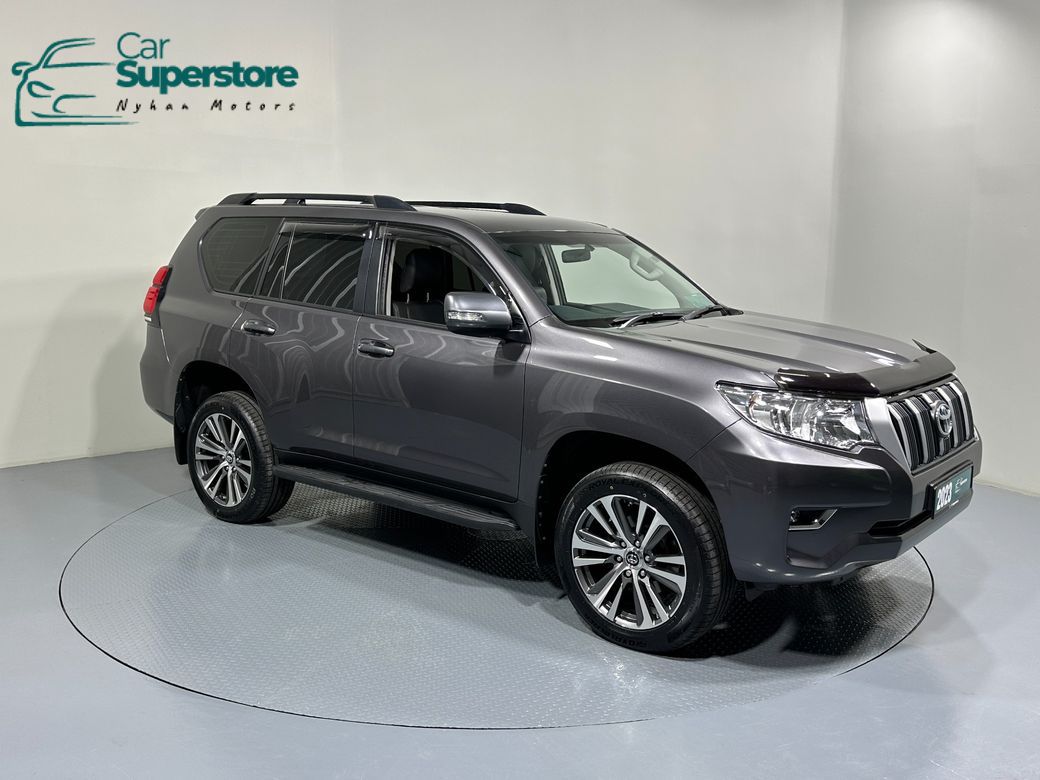 Image for 2023 Toyota Landcruiser 2.8 D4D LWB Commercial 211