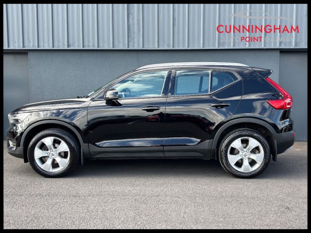 Image for 2022 Volvo XC40 T2 Momentum [Several Optional Extras]