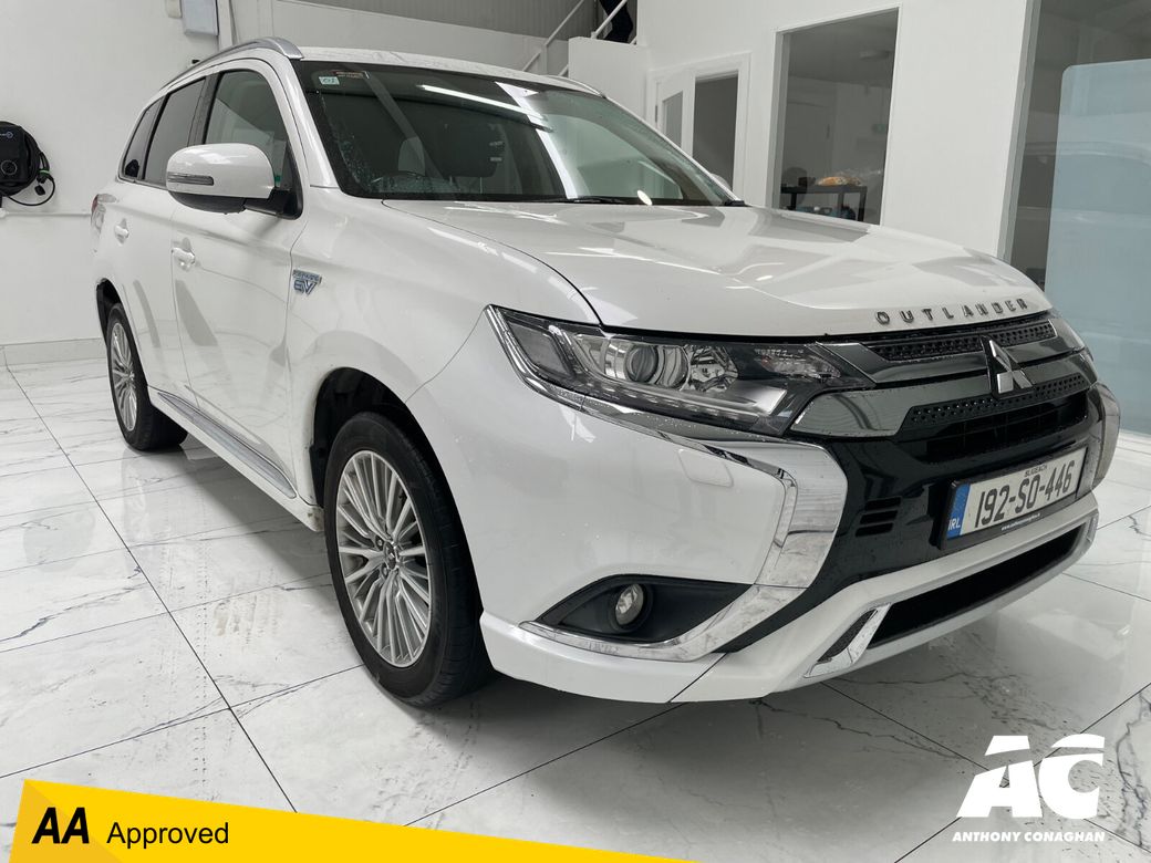 Image for 2019 Mitsubishi Outlander 2.4L Plug-in EV S-Edition 5 seat
