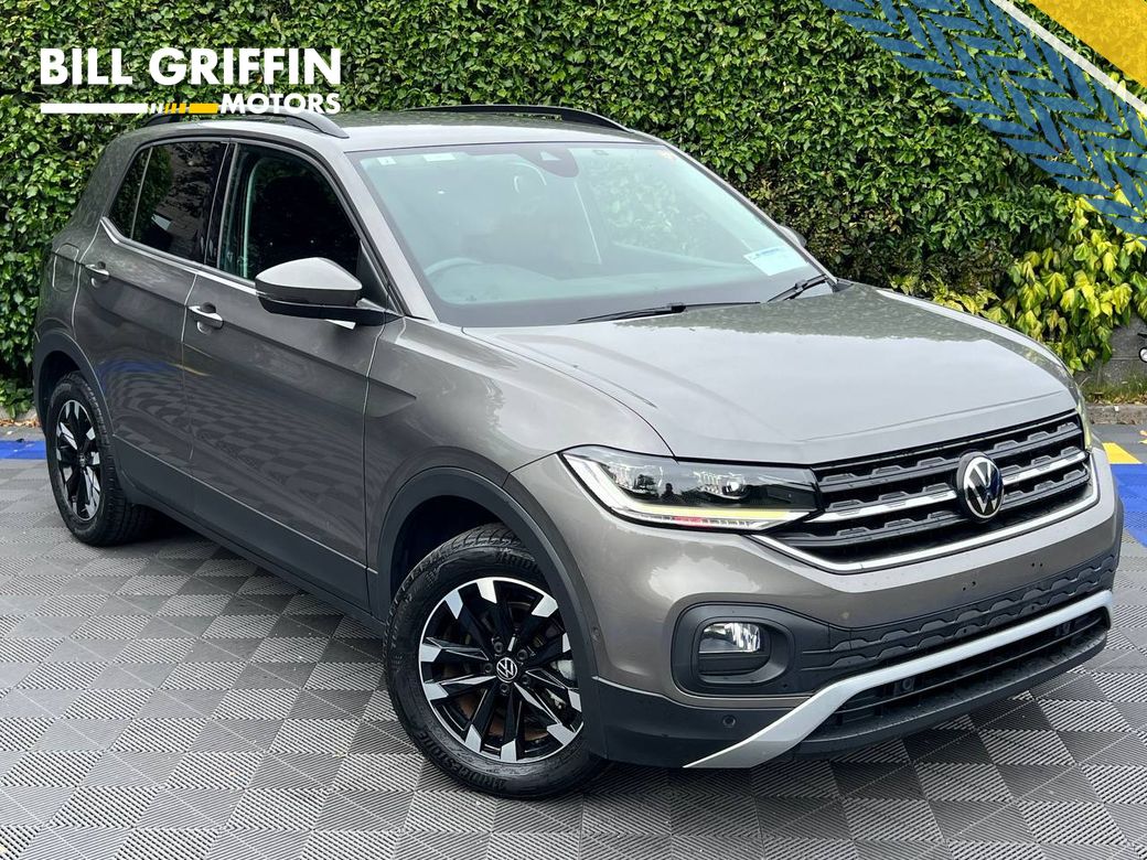 Image for 2021 Volkswagen T-Cross DESIGN 1.0 TSI AUTO // DIAMOND CUT ALLOYS // VERY LOW MILEAGE // 360 PARKING SENSORS