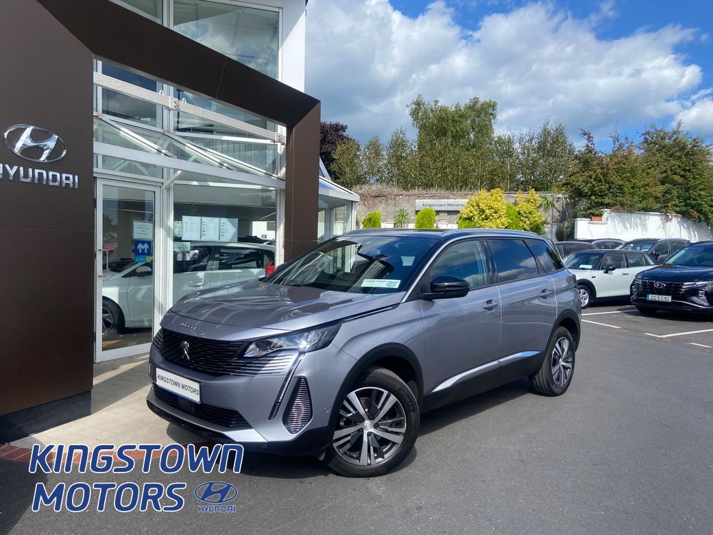 Image for 2023 Peugeot 5008 Allure 1.2 Auto 