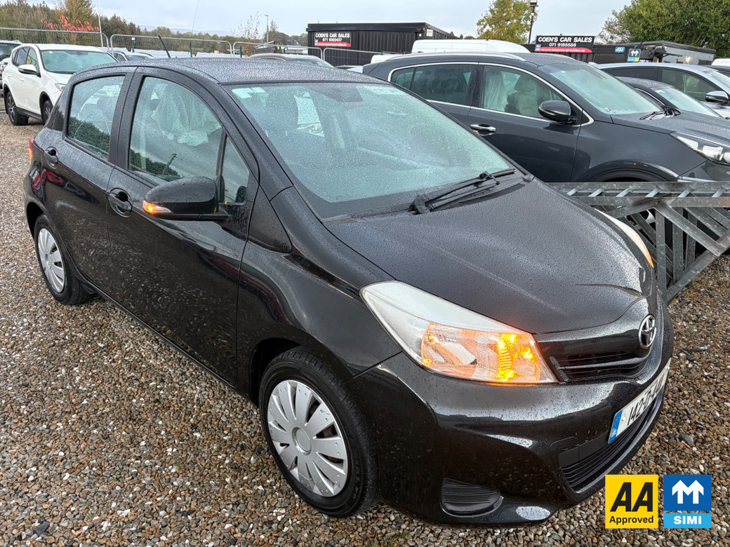 Image for 2014 Toyota Yaris 1.0 Petrol Terra 