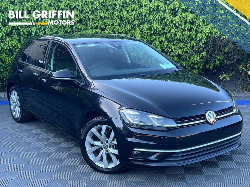 Image for 2017 Volkswagen Golf HIGHLINE 1.4 TSI AUTO // APPLE CARPLAY/ANDROID AUTO // DUAL ZONE CLIMATE CONTROL // DIGITAL CLUSTER