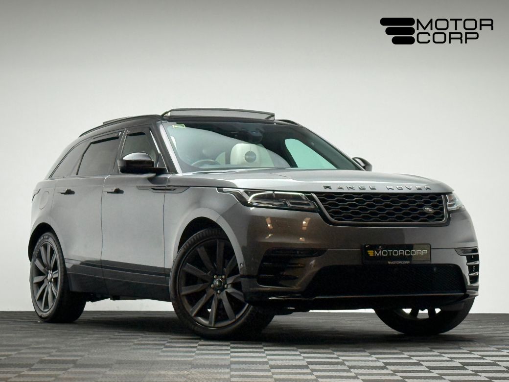 Image for 2017 Land Rover Range Rover Velar R-DYNAMIC 2.0 SD4 *PAN ROOF*