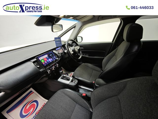 Image for 2020 Honda Fit 1.5 EHEV BASIC Hybrid, Automatic, Reversing camera