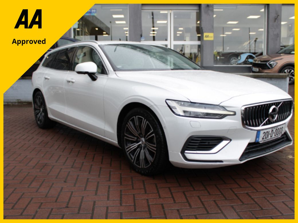 Image for 2020 Volvo V60 2020 VOLVO V60// PHEV T6 340 HP R-DESIGN AUTO AWD