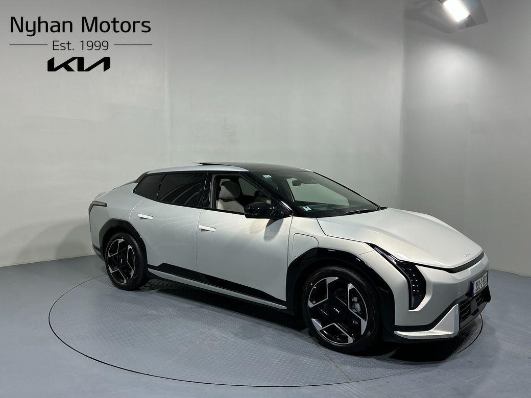 Image for 2025 Kia EV4 GT Line FastBack 252