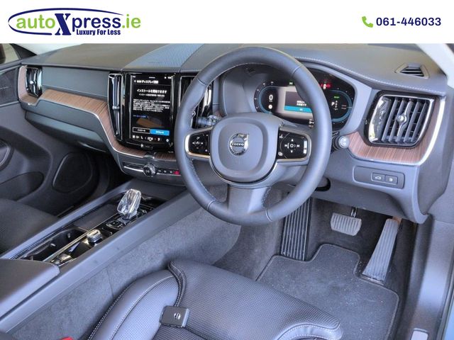 Image for 2023 Volvo XC60 RECHARGE ULTIMATE, Panoramic Sunroof, Reversing camera