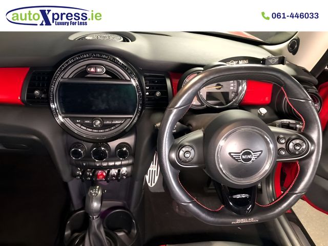 Image for 2018 Mini Cooper D 1.5 Automatic, Reversing camera