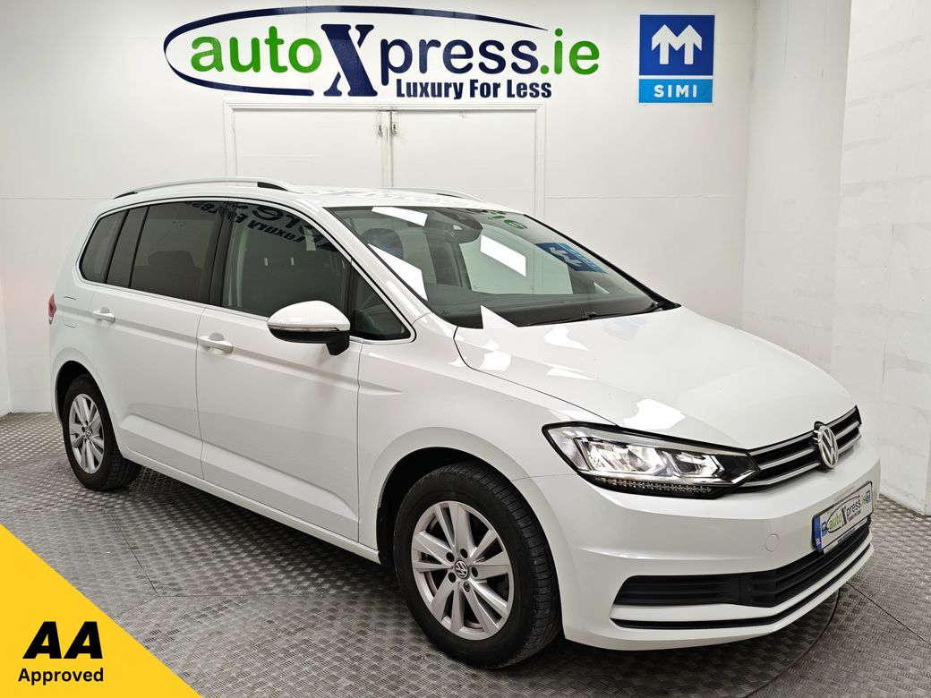 Image for 2020 Volkswagen Touran 7 Seater 1.4 TSI Automatic, Reversing camera