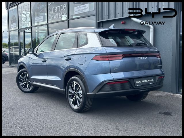Image for 2026 BYD Sealion 5 Super Hybrid Comfort 