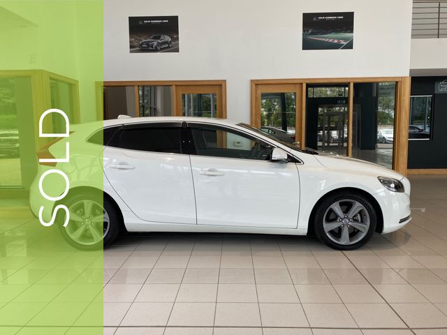 Image for 2013 Volvo V40 T4 180HP SE LUX Auto