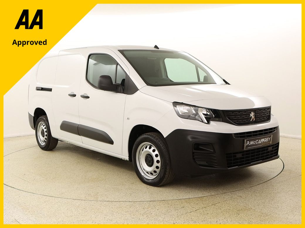 Image for 2023 Peugeot Partner 