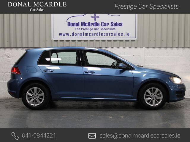 Image for 2016 Volkswagen Golf TRENDLINE