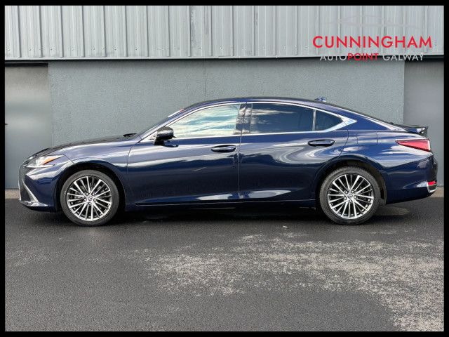 Image for 2024 Lexus ES 300h Premium Edition