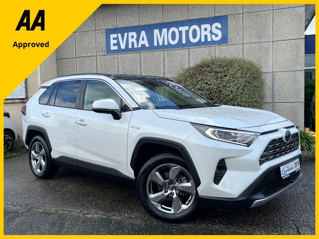 Image for 2019 Toyota Rav4 G 4WD HYBRID AUTOMATIC 2.5 PETROL //HIGH SPEC//PANORMAIC GLASS ROOF//FULL LEATHER HEATED SEATS//HEATED STEERING WHEEL//KEYLESS ENTRY//REVERSE CAMERA//