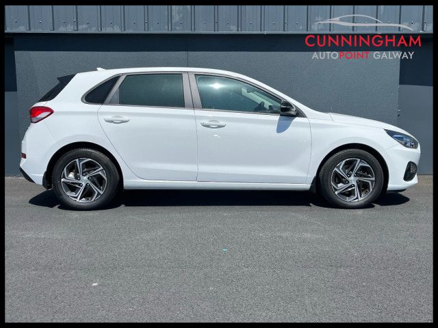 Image for 2022 Hyundai i30 1.6d Pro Van 