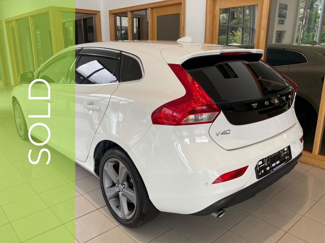 Image for 2013 Volvo V40 T4 180HP SE LUX Auto