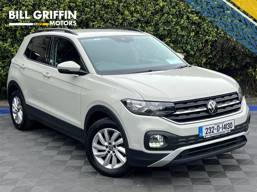 Image for 2023 Volkswagen T-Cross LIFE 1.0 TSI // APPLE CARPLAY/ANDROID AUTO // 16" ALLOYS // WIRELESS CHARGING BAY