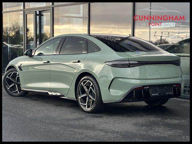 Image for 2025 BYD Seal Design RWD [Shadow Green]