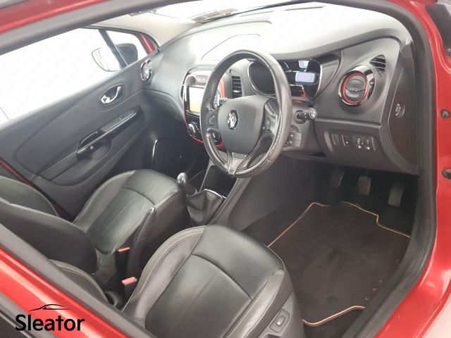 Image for 2015 Renault Captur Signature 1.5 DCI 90 20 4DR