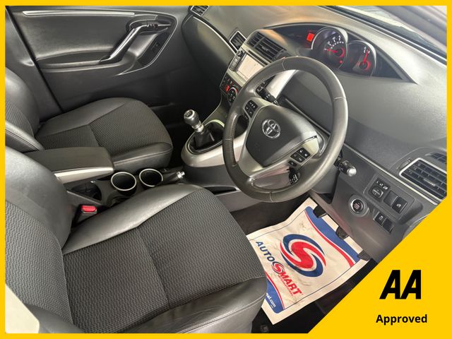 Image for 2016 Toyota Verso 1.6 D4D Excel 7-Seater