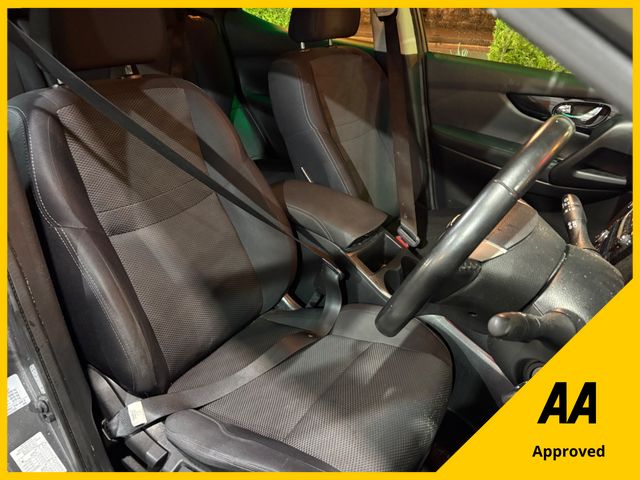 Image for 2016 Nissan Qashqai 1.5 DCI 110 Acenta Smart-Vision 