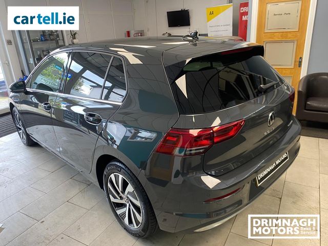 Image for 2022 Volkswagen Golf STYLE TSI DSG PLUG IN HYBRID 