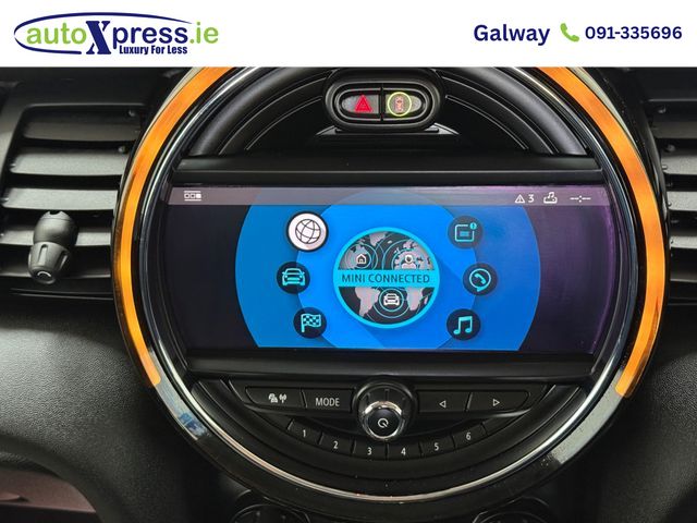 Image for 2020 Mini Cooper S D 2.0 Automatic, Reversing camera