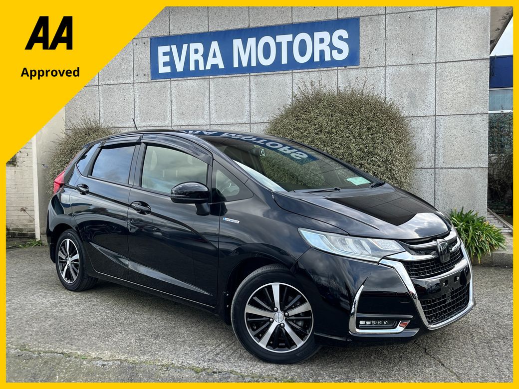 Image for 2018 Honda Fit AUTOMATIC HYBRID 1.5 PETROL //REVERSE CAMERA//ADAPTIVE CRUISE CONTROL//KEYLESS ENTRY//
