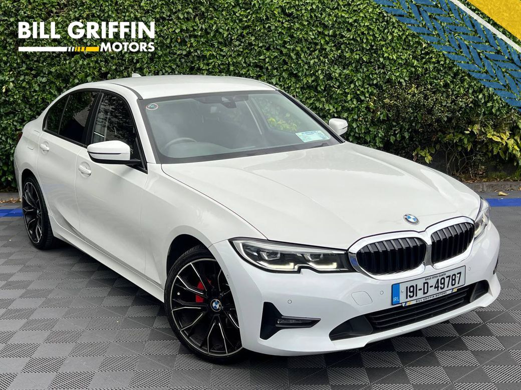 Image for 2019 BMW 3 Series 320D AUTO // APPLE CARPLAY/BLUETOOTH MUSIC // DIAMOND CUT M-SPORT ALLOYS // MULTIFUNCTIONAL STEERING WHEEL