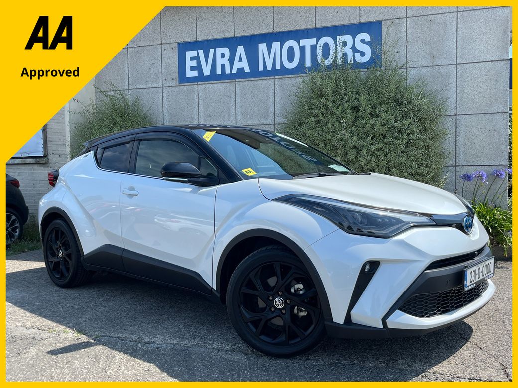 Image for 2023 Toyota C-HR SOL NERO AUTOMATIC HYBRID 1.8 PETROL //HIGH SPEC//HALF LEATHER HEATED SEATS//360 PARKING CAMERAS//KEYLESS ENTRY//ADAPTIVE CRUISE CONTROL//