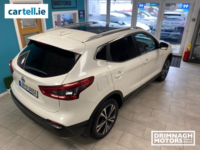 Image for 2018 Nissan Qashqai 1.2 PET SV Premium SS Part LEA