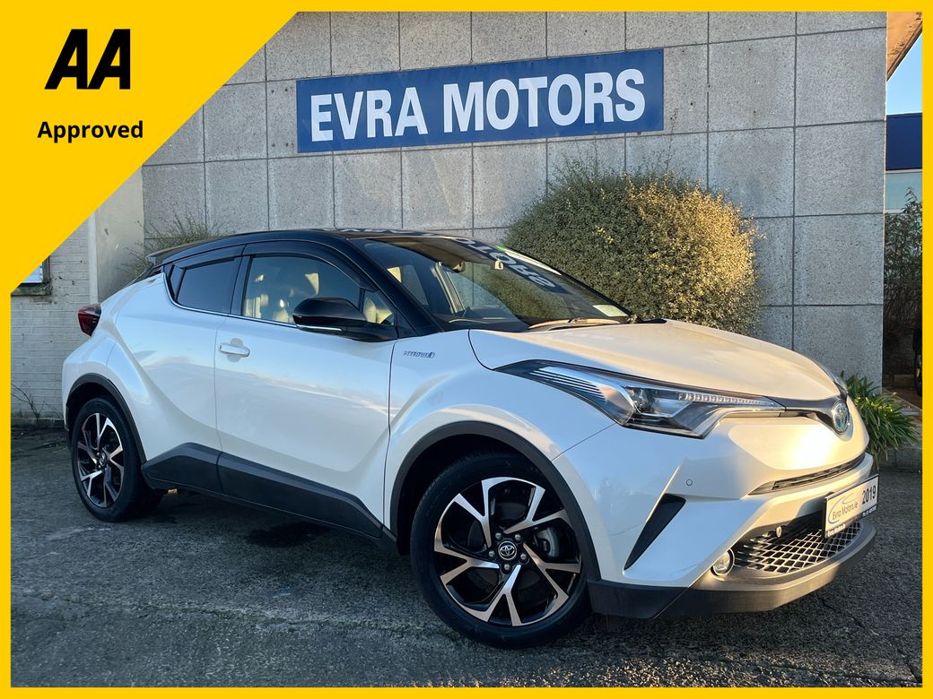 Image for 2019 Toyota C-HR SOL HYBRID AUTOMATIC 1.8 PETROL //HIGH SPEC//FULL LEATHER HEATED SEATS//KEYLESS ENTRY//REVERSE CAMERA//