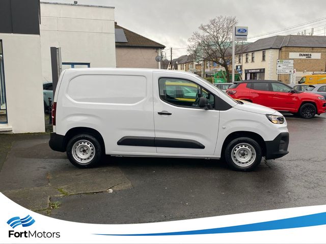 Image for 2025 Fiat Doblo SWB 1.5TD 100HP 650KG, 3 Front Seats