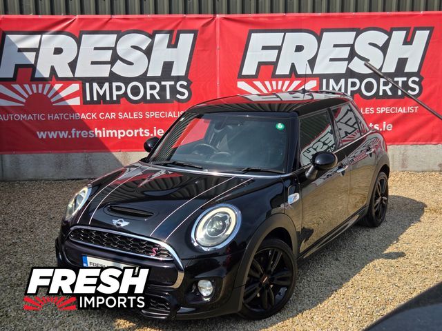 Image for 2017 Mini Cooper S JOHN COOPER WORKS ACCESSORIES PACK