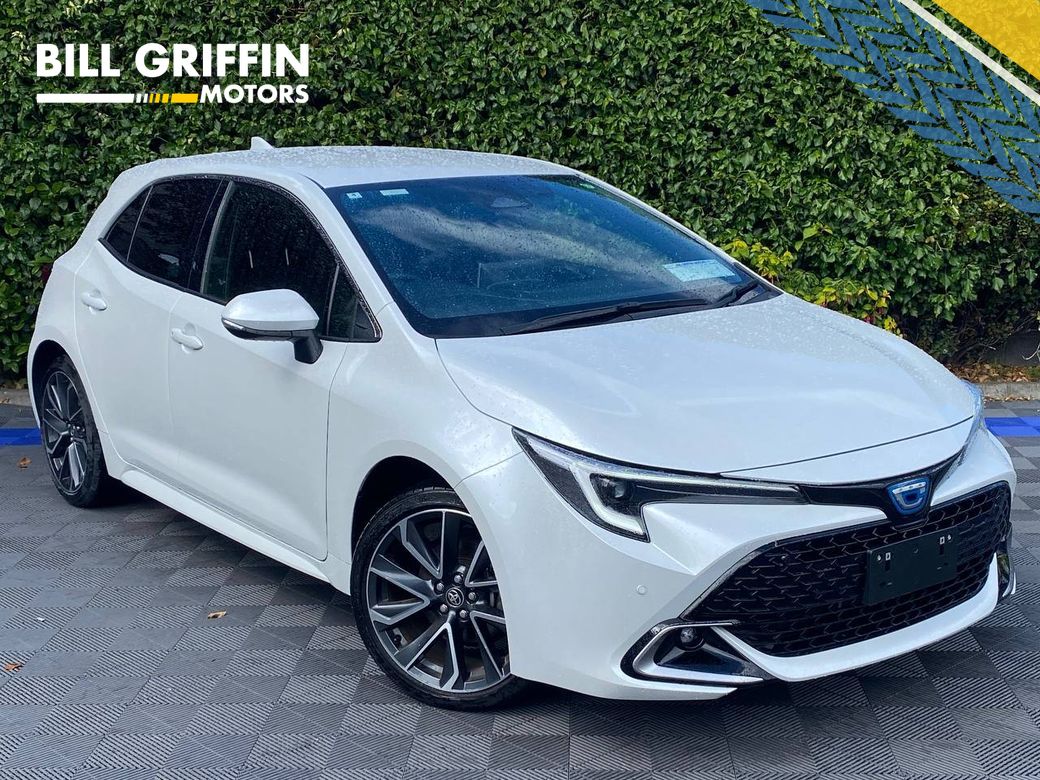 Image for 2025 Toyota Corolla GZ SPORT 1.8 HYBRID AUTO // VERY LOW MILEAGE // 18" ALLOYS // DIGITAL CLUSTER