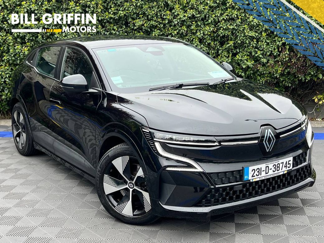 Image for 2023 Renault Megane EQUILIBRE E-TECH EV40 ** LOW MILEAGE ** // APPLE CARPLAY/ANDROID AUTO // HEATED MULTIFUNCTIONAL STEERING WHEEL // DIAMOND CUT ALLOYS