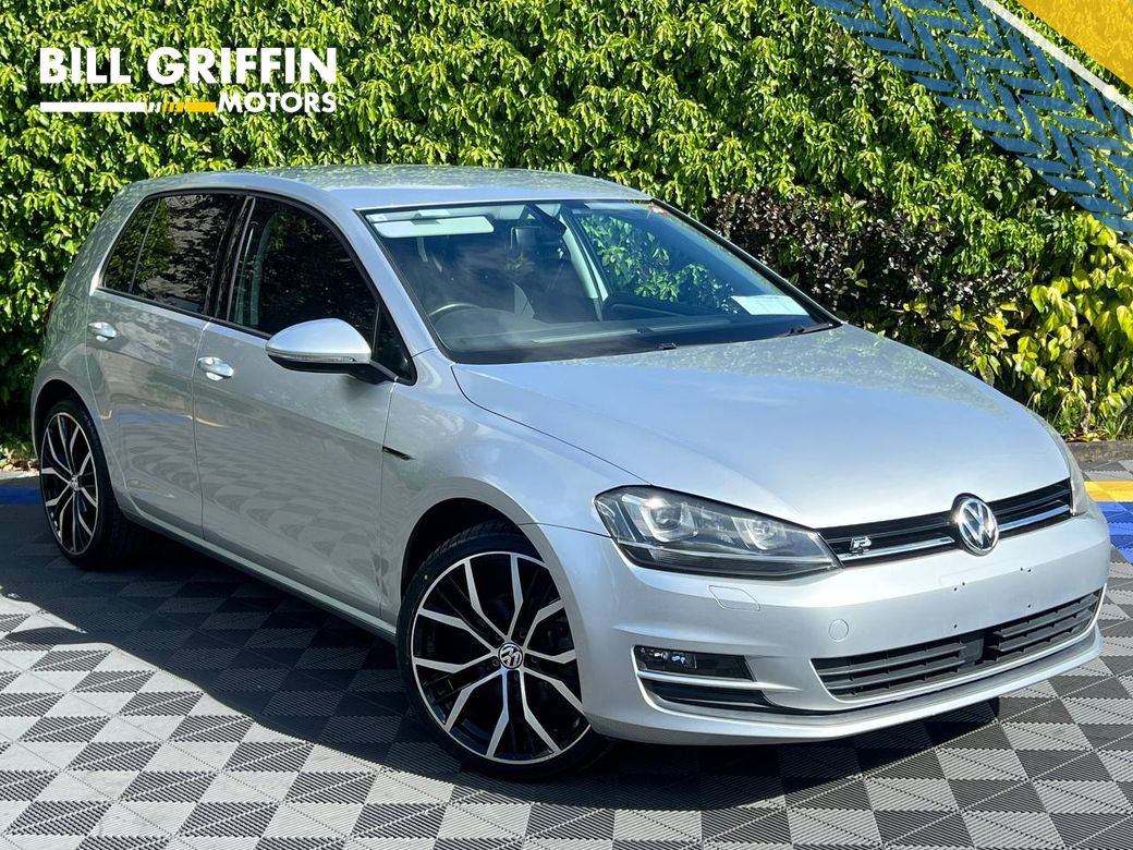 Image for 2014 Volkswagen Golf R-LINE PACK 1.2 TSI AUTO // FULL SERVICE HISTORY // NEW 19" ALLOYS // ADAPTIVE CRUISE CONTROL