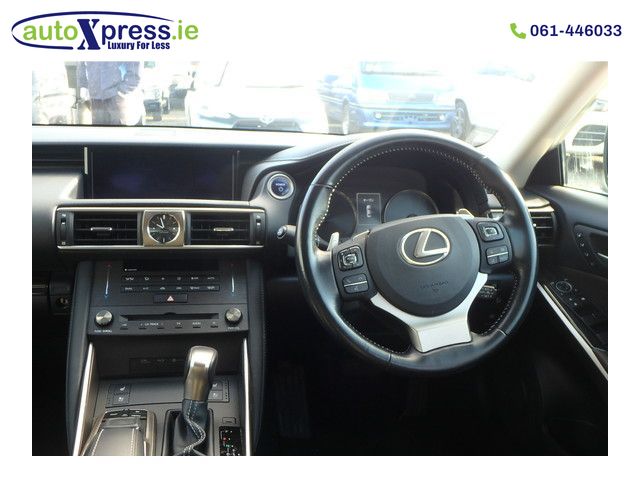 Image for 2019 Lexus IS 300h Hybrid VERSION L, Reversing camera 