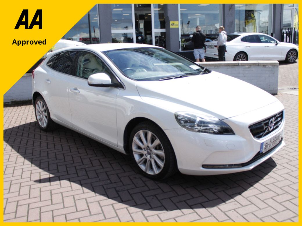 Image for 2016 Volvo V40 T3 R-DESIGN 1.5 5DR AUTO ESTATE 