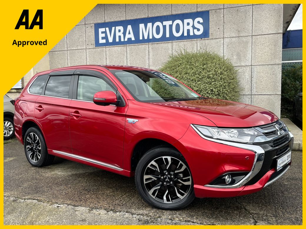 Image for 2018 Mitsubishi Outlander AUTOMATIC 2.0 PETROL PHEV PLUG IN HYBRID //WINTER SALE €1000 REDUCTION//LOW MILES//ADAPTIVE CRUISE CONTROL//KEYLESS ENTRY//HEATED STEERING WHEEL//